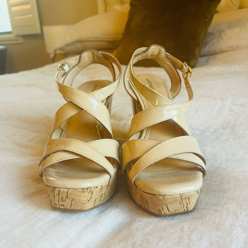 ANTONIO MELANI Patent Leather Cork Wedge Sandals in Beige. So sexy! - Picture 4 of 7